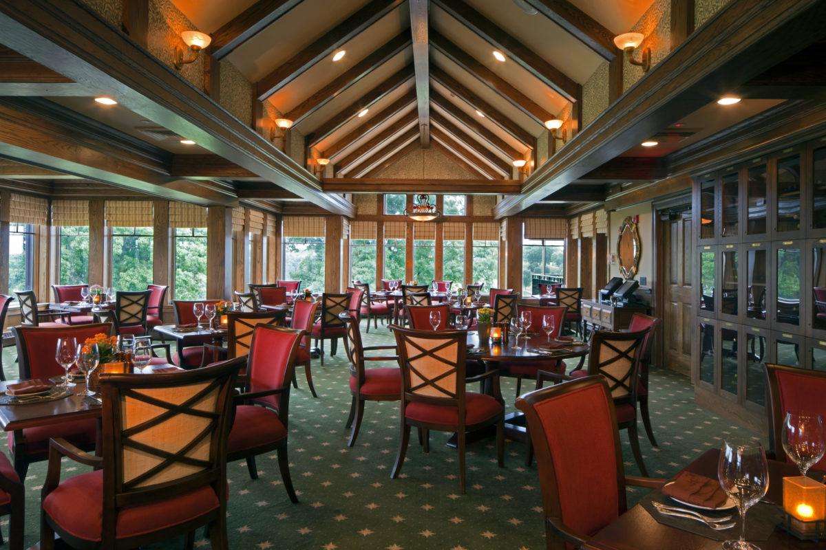 St. Clair Country Club — Casual Dining